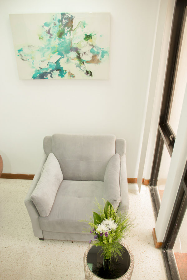 Blue Room - Image 6